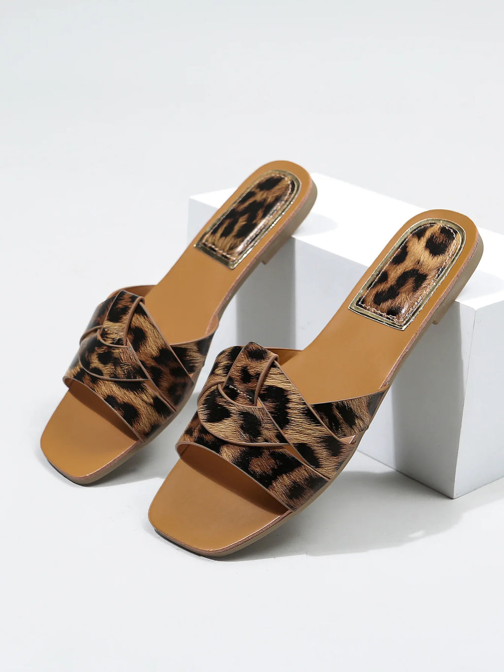 Hot Selling Summer Sandals – Women's Metal Square Toe Flats with Low Heel