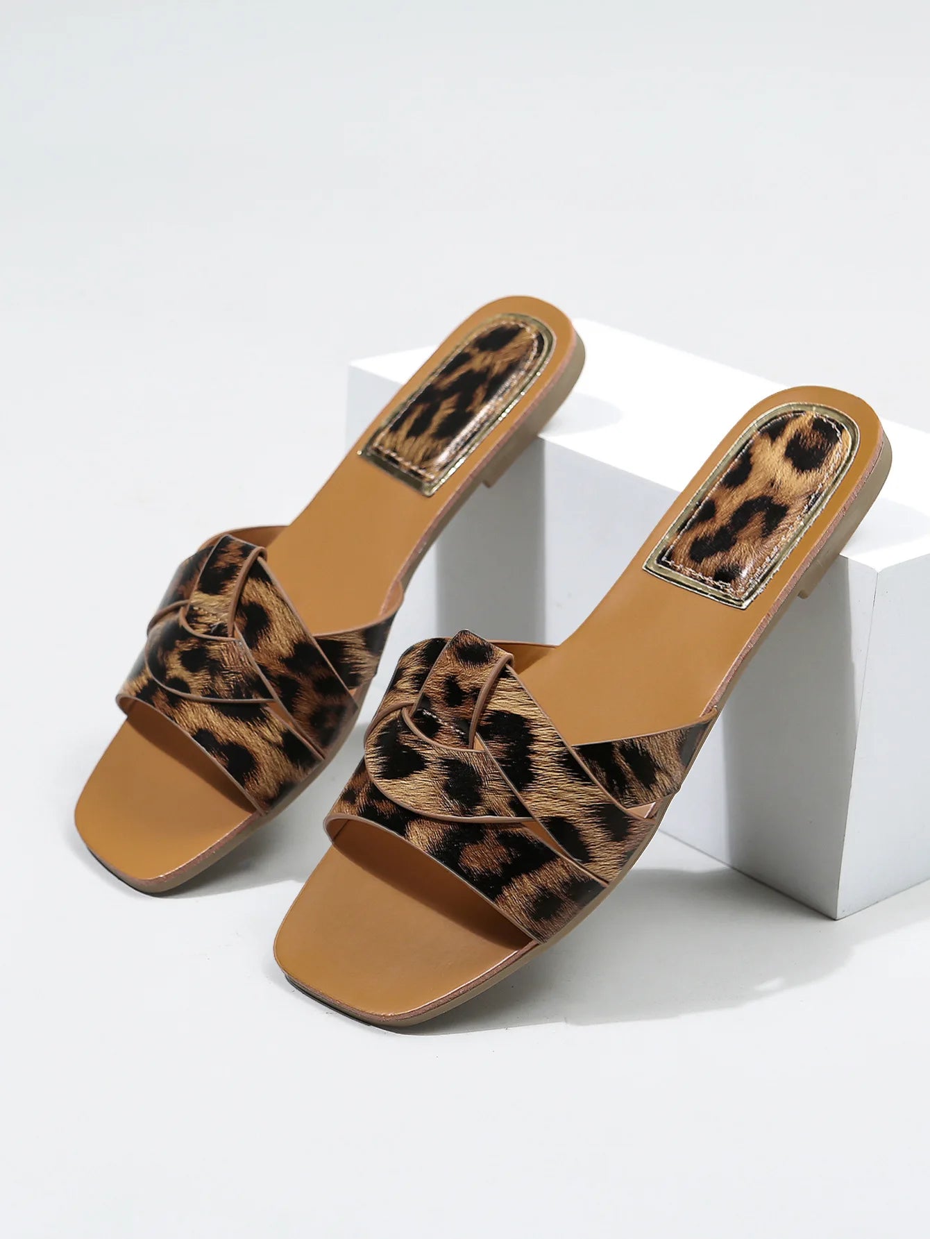 Hot Selling Summer Sandals – Women's Metal Square Toe Flats with Low Heel