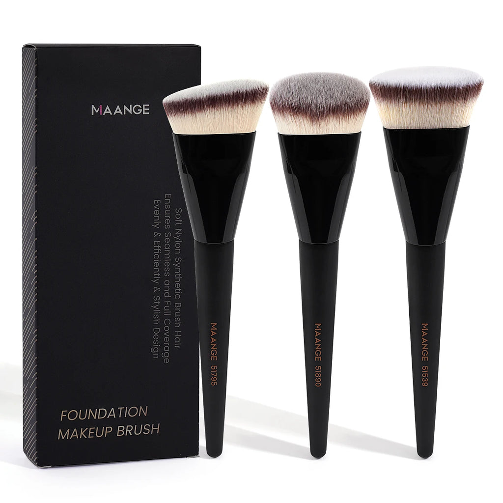 3-Piece Makeup Brush Set – Angled, Round & Flat Brushes with Soft Bristles and Case