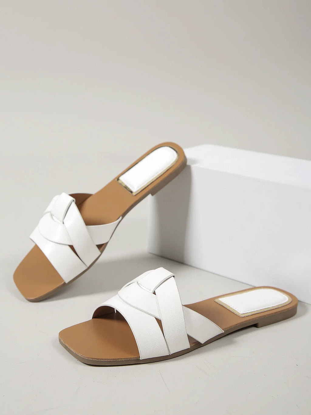 Hot Selling Summer Sandals – Women's Metal Square Toe Flats with Low Heel