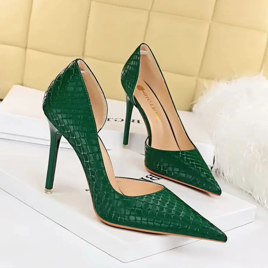 BIGTREE Snakeskin Stiletto Heels – Retro Luxury Pumps for Women