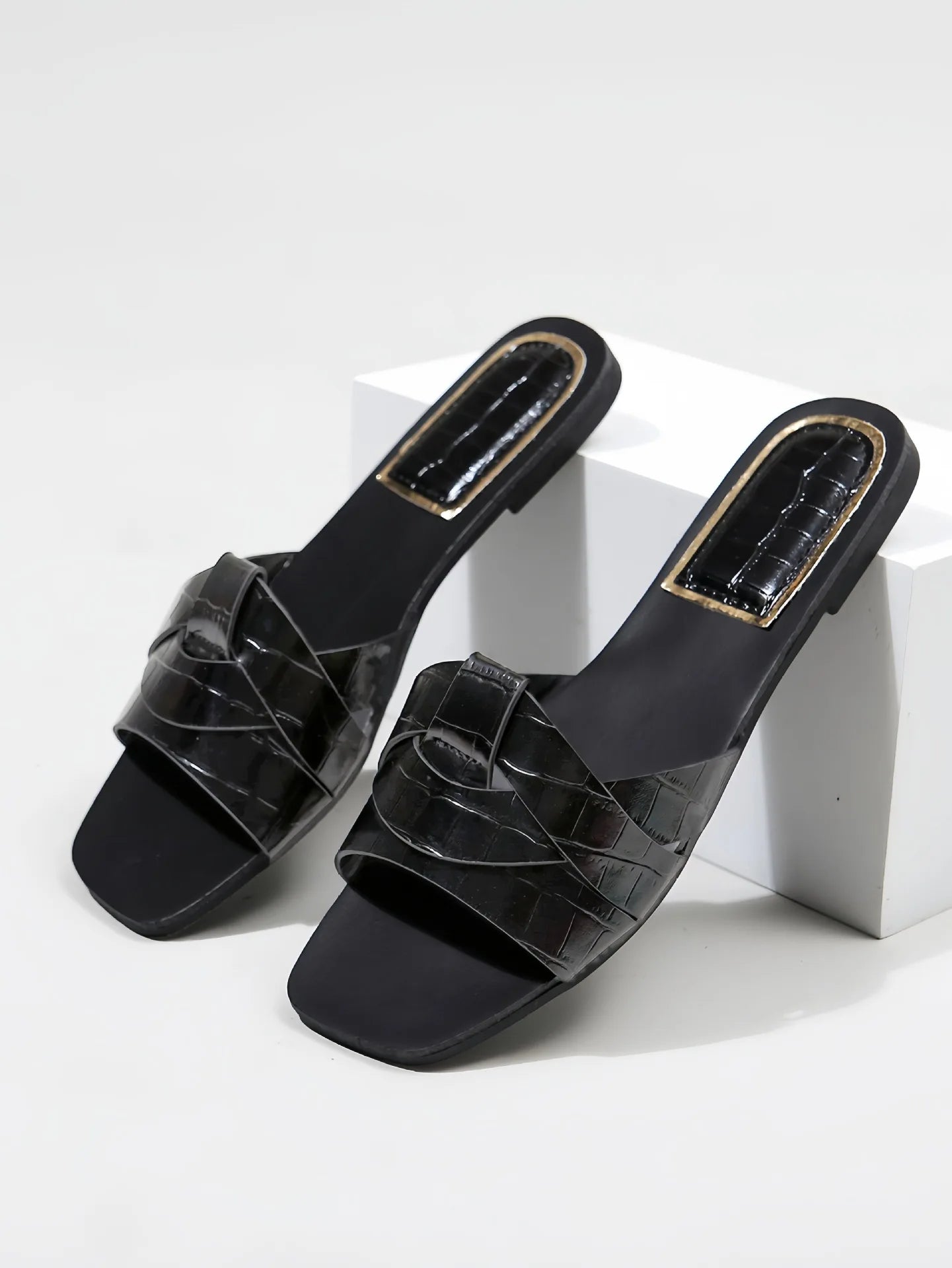 Hot Selling Summer Sandals – Women's Metal Square Toe Flats with Low Heel