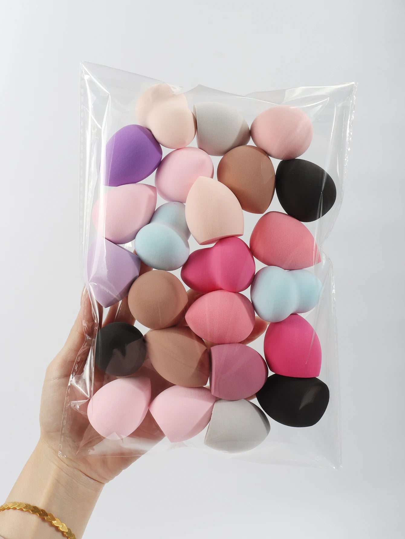 Medium Beauty Sponge Set – Multiple Sizes (6-60 pcs), Random Colors for Flawless Foundation & Powder Application
