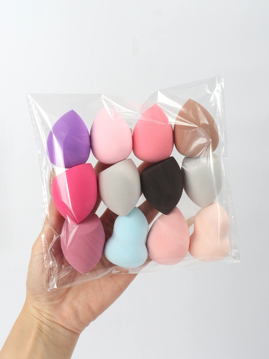 Medium Beauty Sponge Set – Multiple Sizes (6-60 pcs), Random Colors for Flawless Foundation & Powder Application