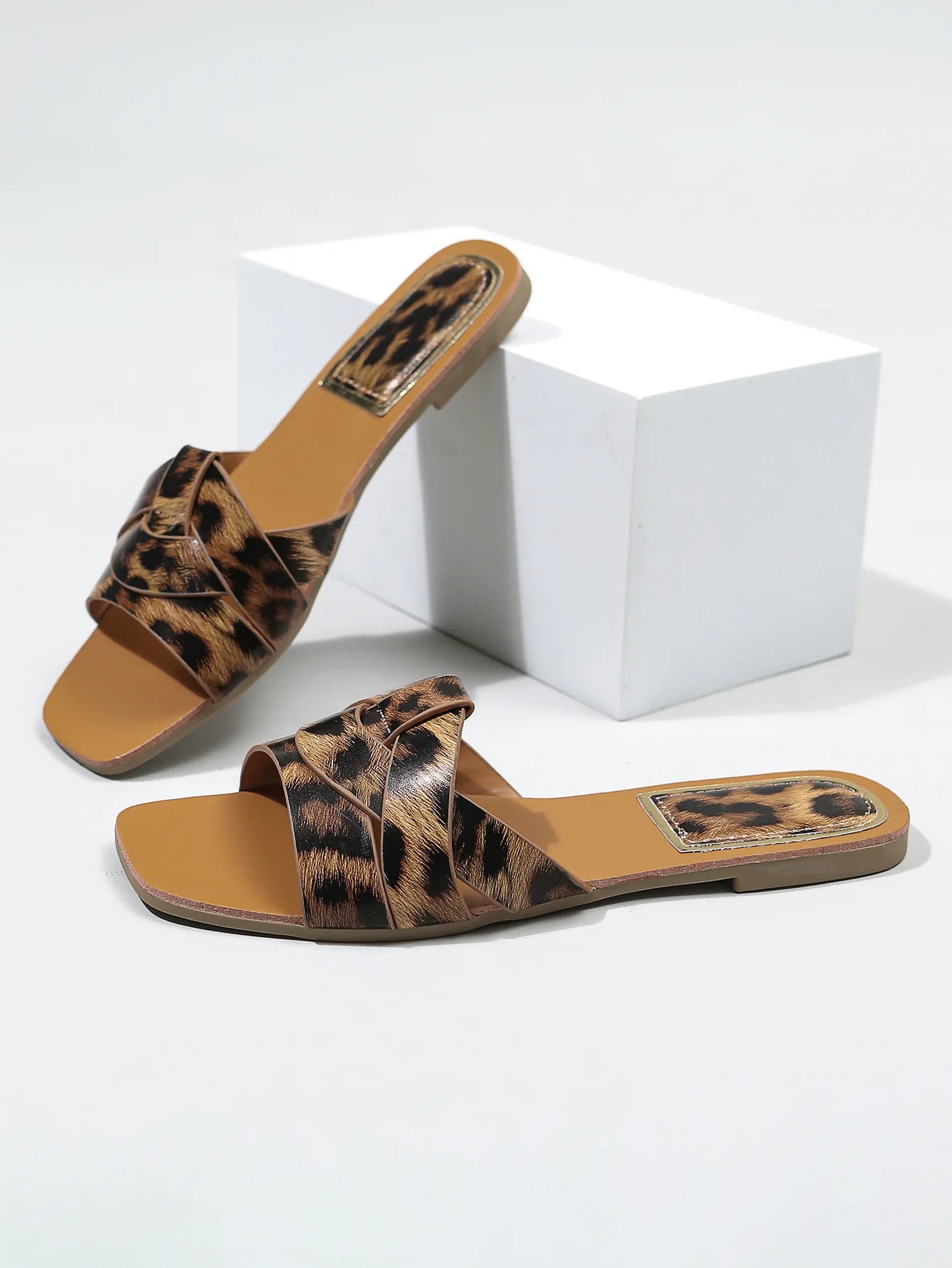 Hot Selling Summer Sandals – Women's Metal Square Toe Flats with Low Heel