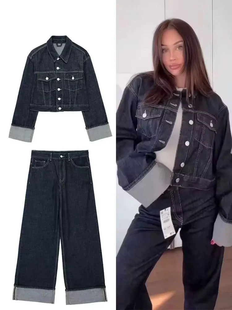 vintage denim women's outfit with a long-sleeve coat and wide-leg jeans