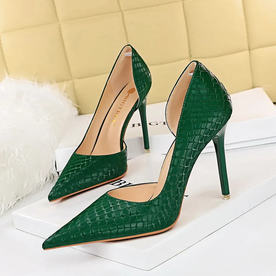 BIGTREE Snakeskin Stiletto Heels – Retro Luxury Pumps for Women