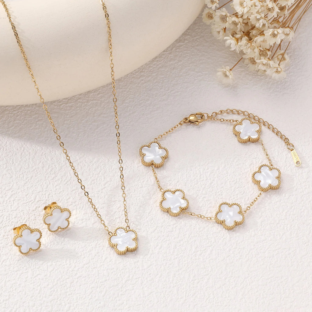 Women’s Jewelry Set – Necklace, Bracelet & Earrings, Plum Blossom Five-Leaf Design