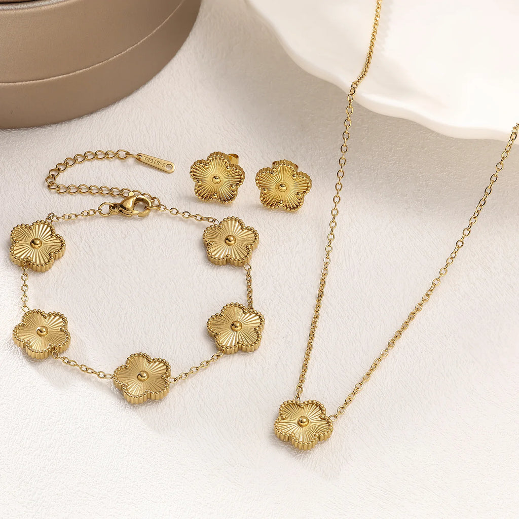 Women’s Jewelry Set – Necklace, Bracelet & Earrings, Plum Blossom Five-Leaf Design