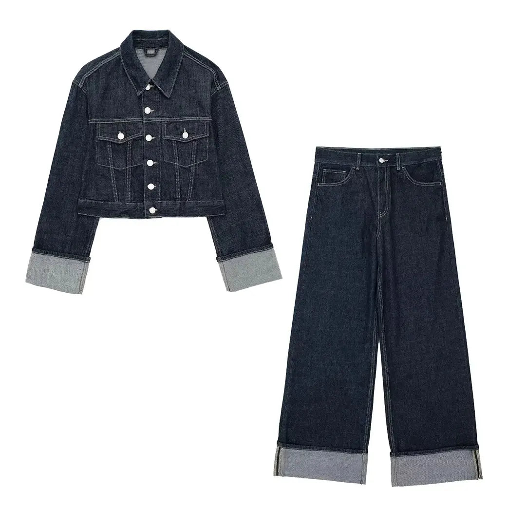 vintage denim women's outfit with a long-sleeve coat and wide-leg jeans